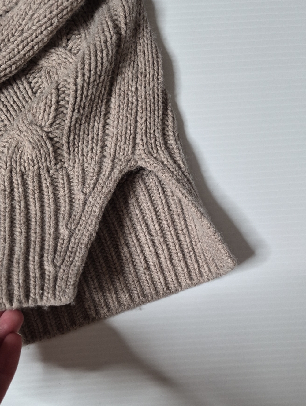 Abercrombie & Fitch Taupe Cable-Knit Zip Cardigan - Picture 5 of 9